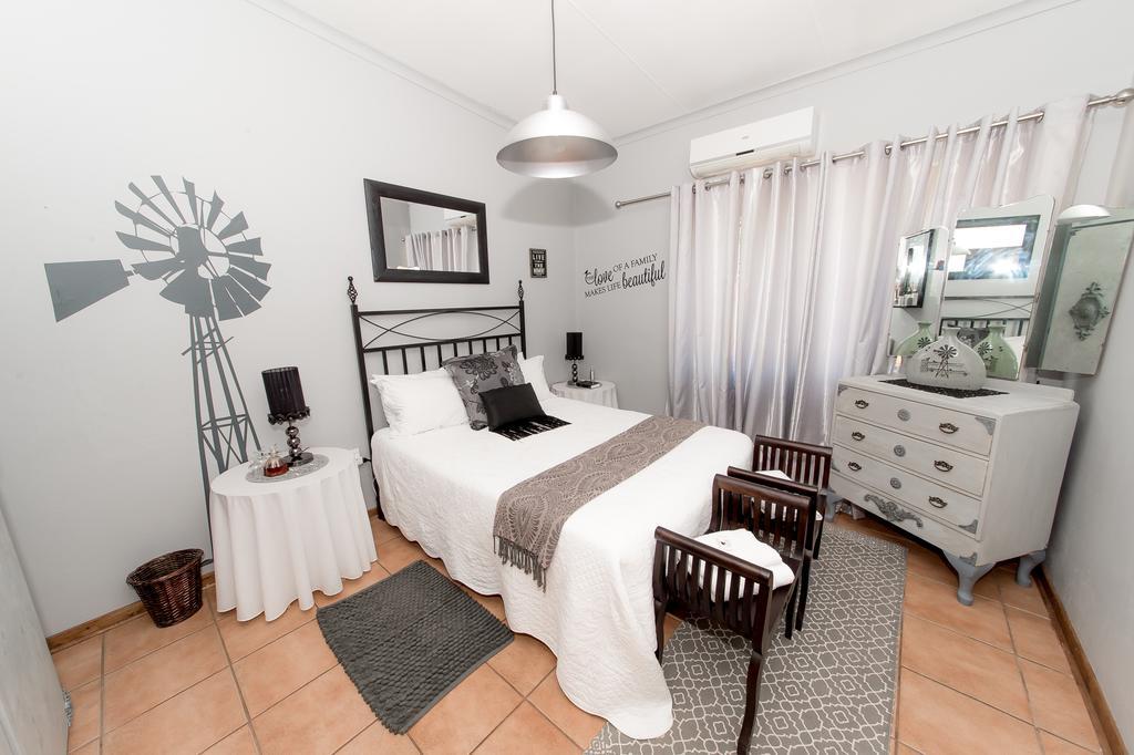 Tarentaalrand Guesthouse Апингтон Экстерьер фото
