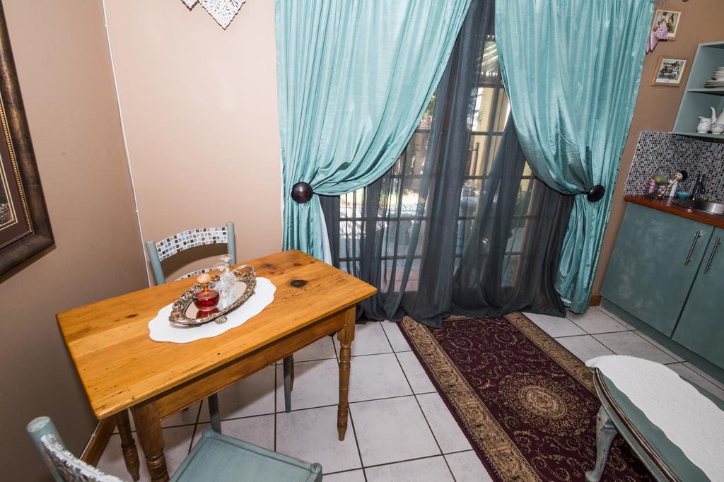 Tarentaalrand Guesthouse Апингтон Экстерьер фото